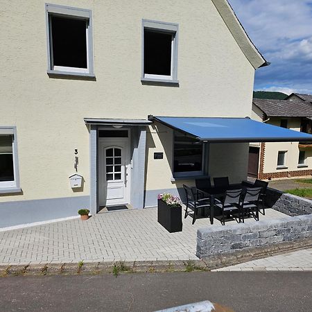 Ferienwohnung Kippehaeusje Briedern Luaran gambar